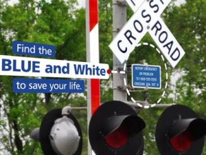 Find the Blue and White Sign :15 second video
